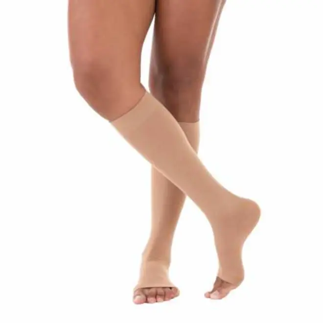 MEIA COMPRESSIVA ULTRALINE AD30/40 TAM P PE AB BEGE
